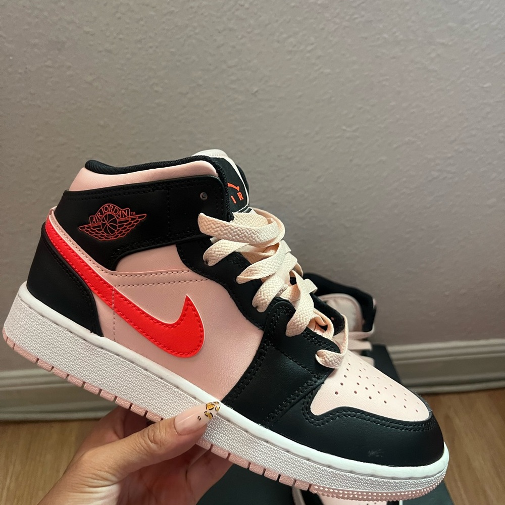 Nike Kids Sneakers - Black, Pink, Red